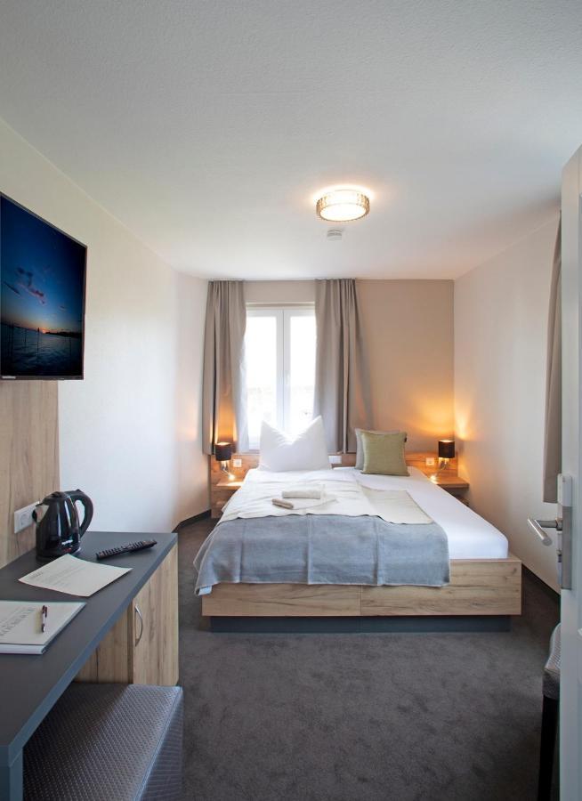 Hotel & Gutsgasthaus Koeberle Lindau  Extérieur photo