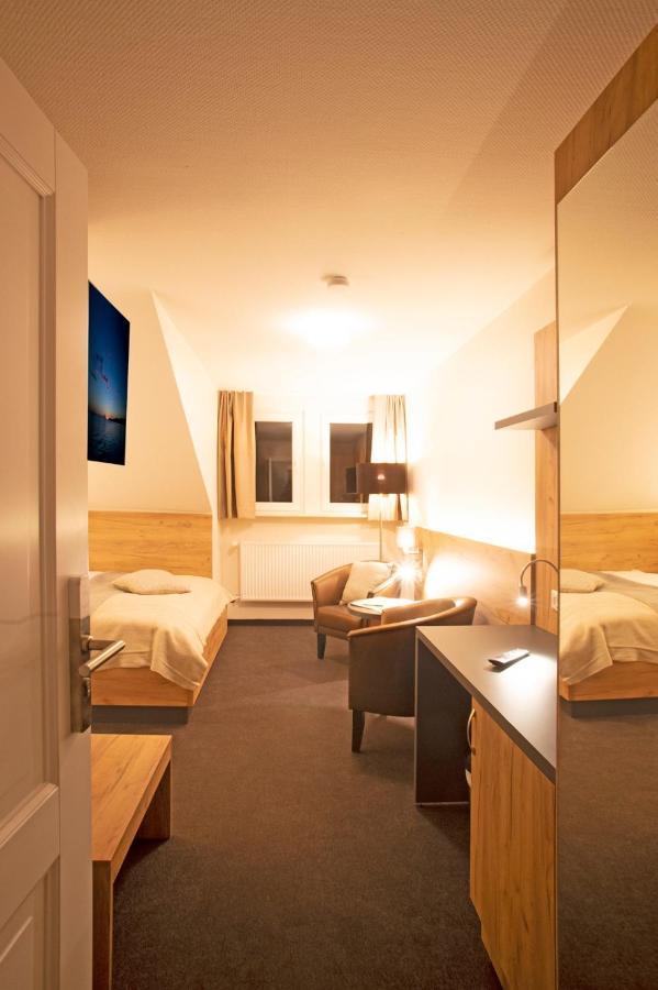 Hotel & Gutsgasthaus Koeberle Lindau  Extérieur photo
